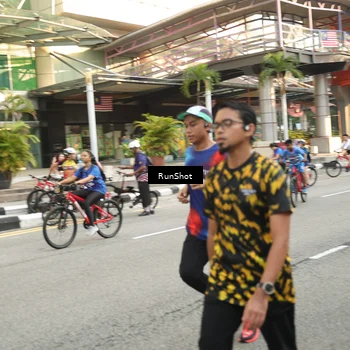 Runner Photo 4720281