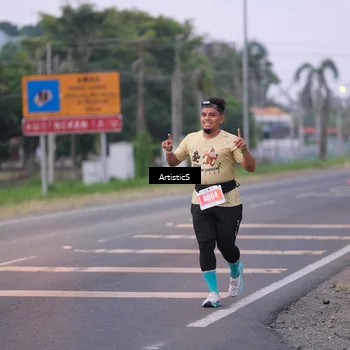 Runner Photo 4720425
