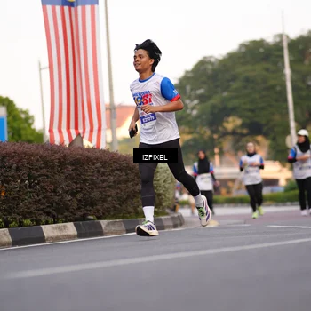 Runner Photo 4720472