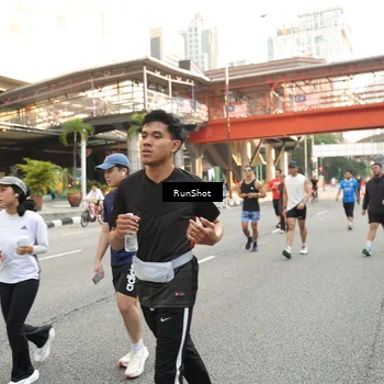 Runner Photo 4720533