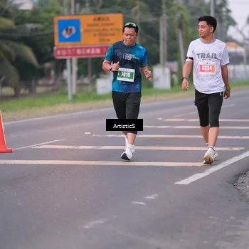 Runner Photo 4720545