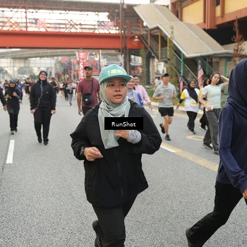 Runner Photo 4720565
