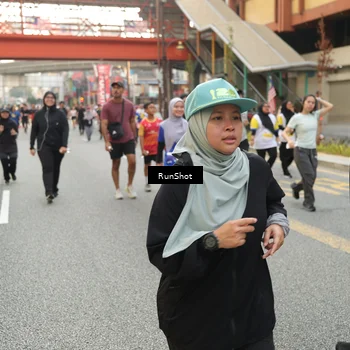 Runner Photo 4720576