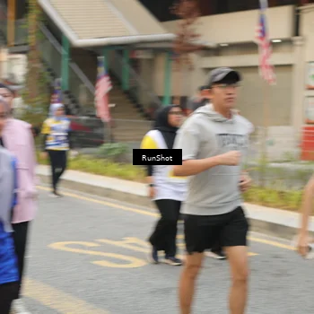 Runner Photo 4720656