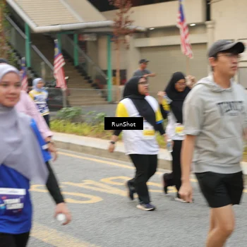 Runner Photo 4720676
