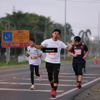Runner Photo 4720686