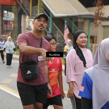 Runner Photo 4720722