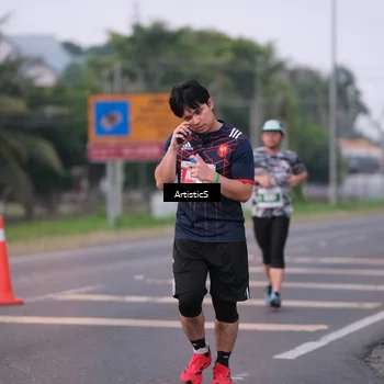 Runner Photo 4720744
