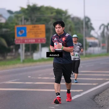 Runner Photo 4720774