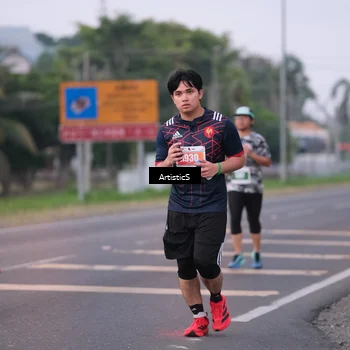 Runner Photo 4720800