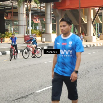 Runner Photo 4720876
