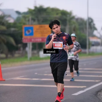 Runner Photo 4720886