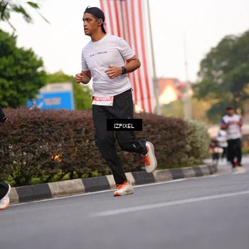Runner Photo 4721165