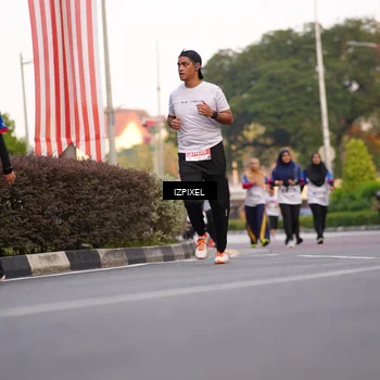 Runner Photo 4721250