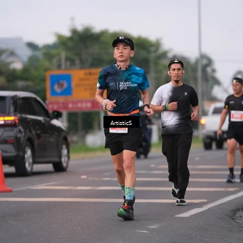 Runner Photo 4721362