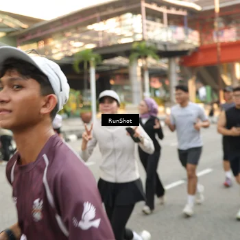 Runner Photo 4721395