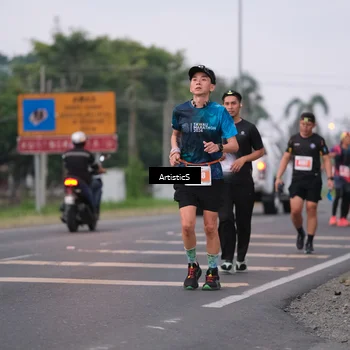 Runner Photo 4721398