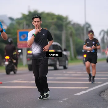 Runner Photo 4721413