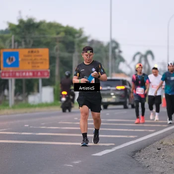 Runner Photo 4721455