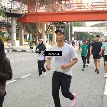 Runner Photo 4721847