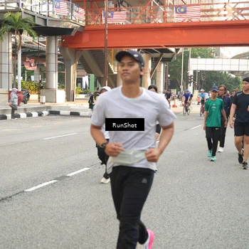 Runner Photo 4721853