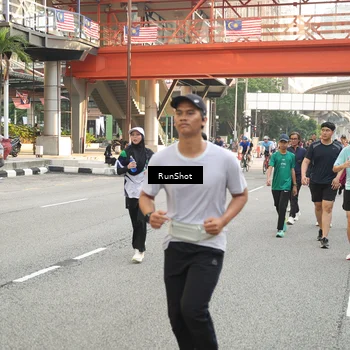 Runner Photo 4721860