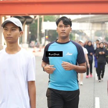 Runner Photo 4721942