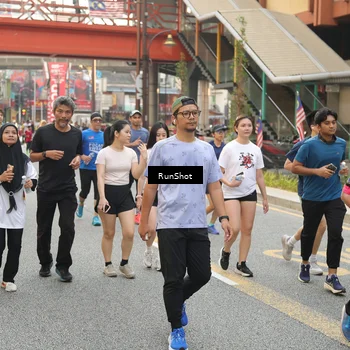 Runner Photo 4722003
