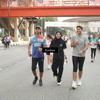 Runner Photo 4722448