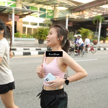 Runner Photo 4722676