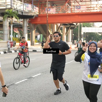 Runner Photo 4722915