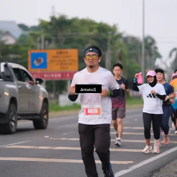 Runner Photo 4723655