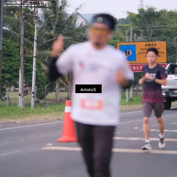 Runner Photo 4723759