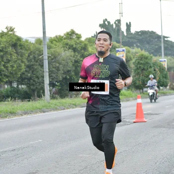 Runner Photo 4723767
