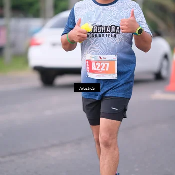 Runner Photo 4724512