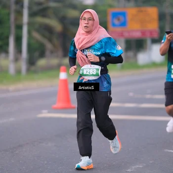Runner Photo 4725080