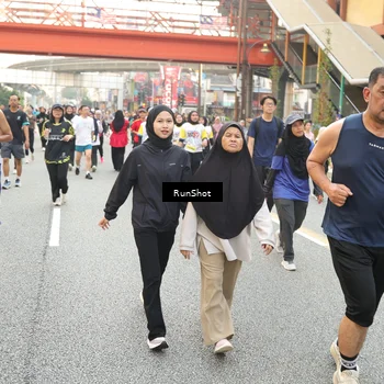 Runner Photo 4725885