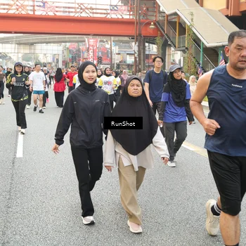 Runner Photo 4726076