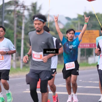Runner Photo 4726174