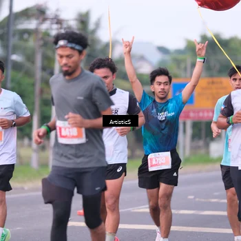 Runner Photo 4726185