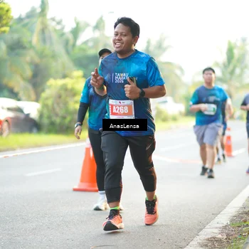 Runner Photo 4726423