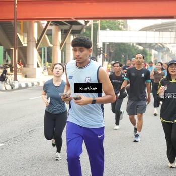 Runner Photo 4726428