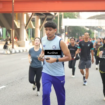 Runner Photo 4726494