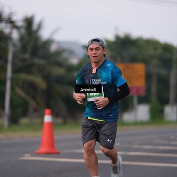 Runner Photo 4726622