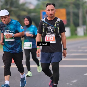 Runner Photo 4727333