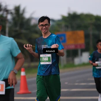 Runner Photo 4727395