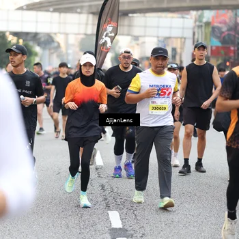 Runner Photo 4727517