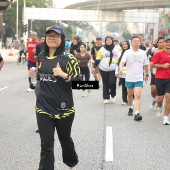 Runner Photo 4727650