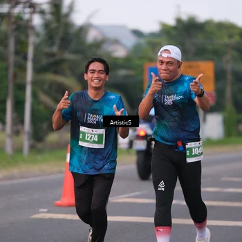Runner Photo 4727664