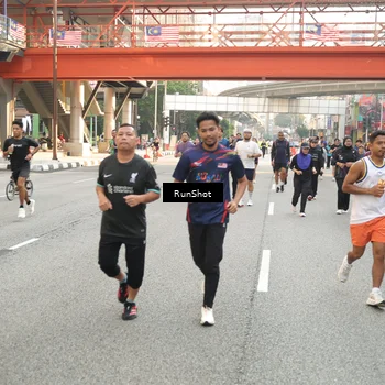 Runner Photo 4728655